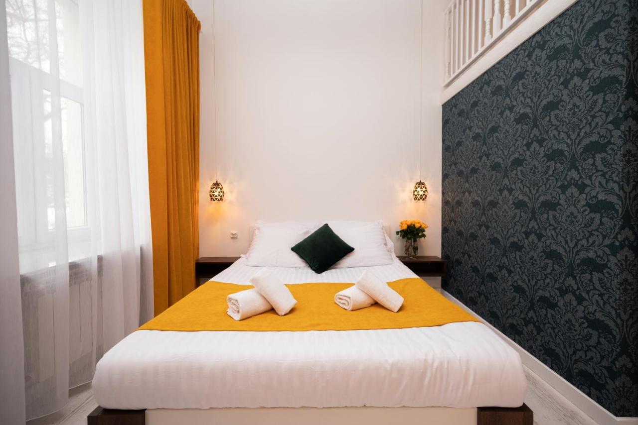 Hive Family House Hotel *