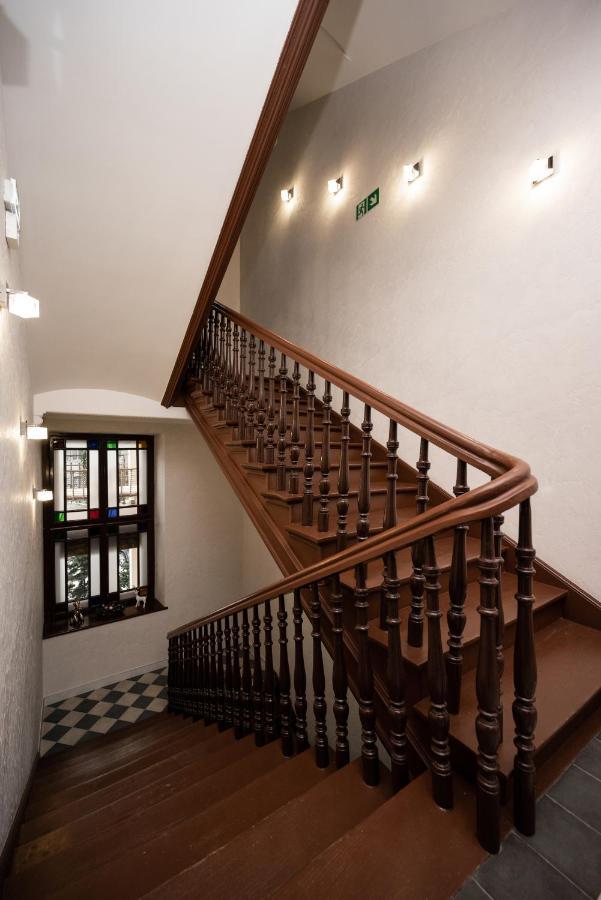 Hive Family House Hotell
